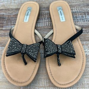 International Concept Leather Cyrstal Sandals